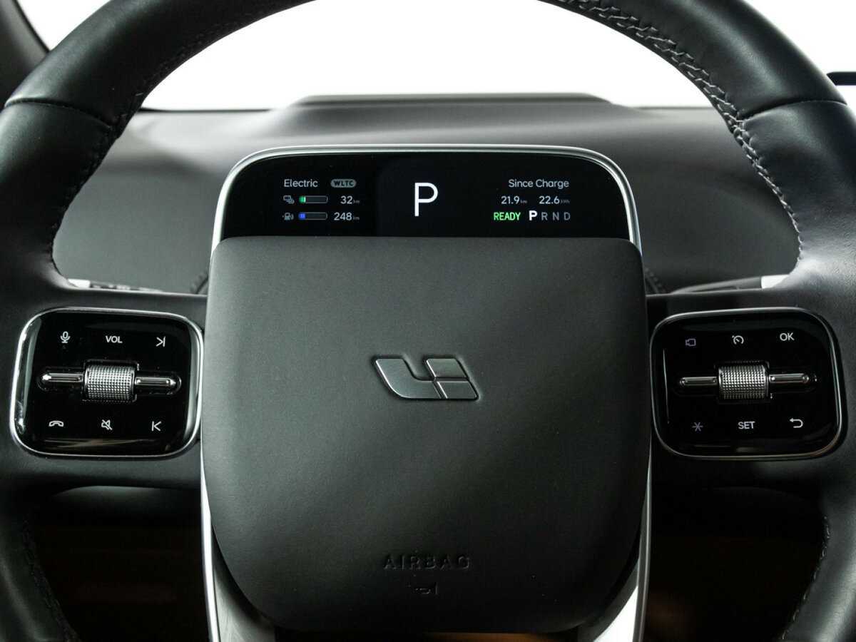 LiXiang L7 2023 года с пробегом. Фото: #18