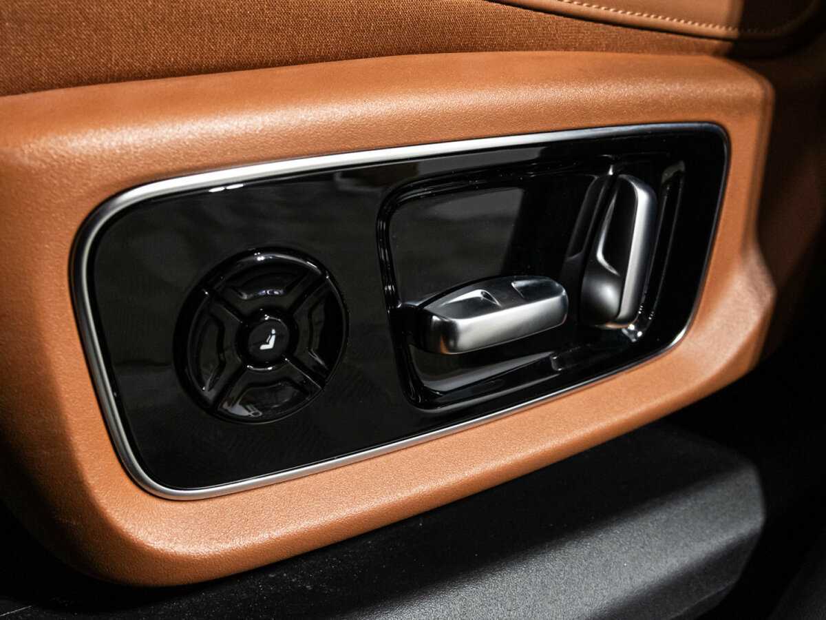 LiXiang L7 2023 года с пробегом. Фото: #21