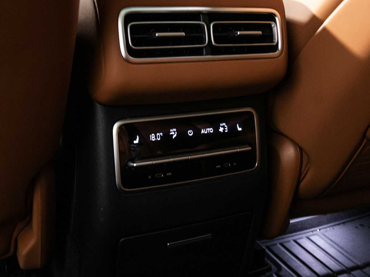 LiXiang L7 2023 года с пробегом. Фото: #26