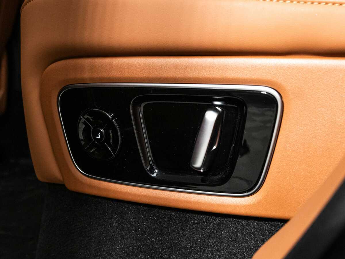 LiXiang L7 2023 года с пробегом. Фото: #27