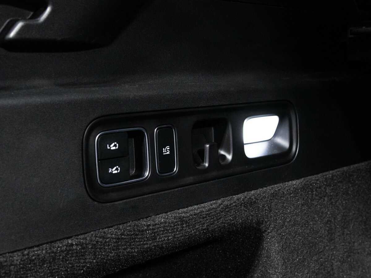 LiXiang L7 2023 года с пробегом. Фото: #38