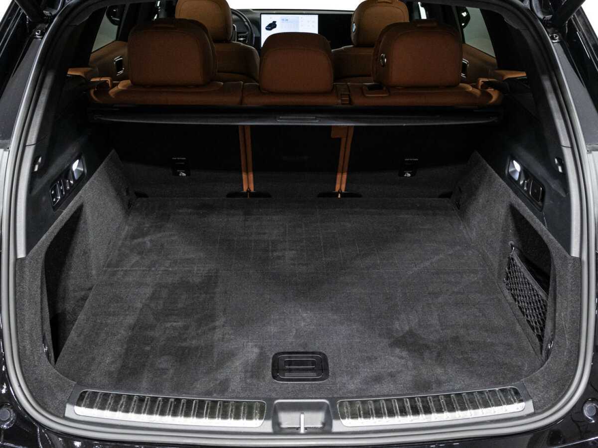 LiXiang L7 2023 года с пробегом. Фото: #39