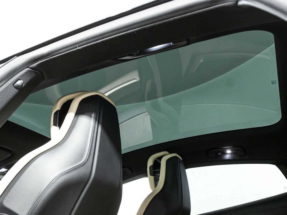 Porsche Taycan 2020 года с пробегом. Фото: #16