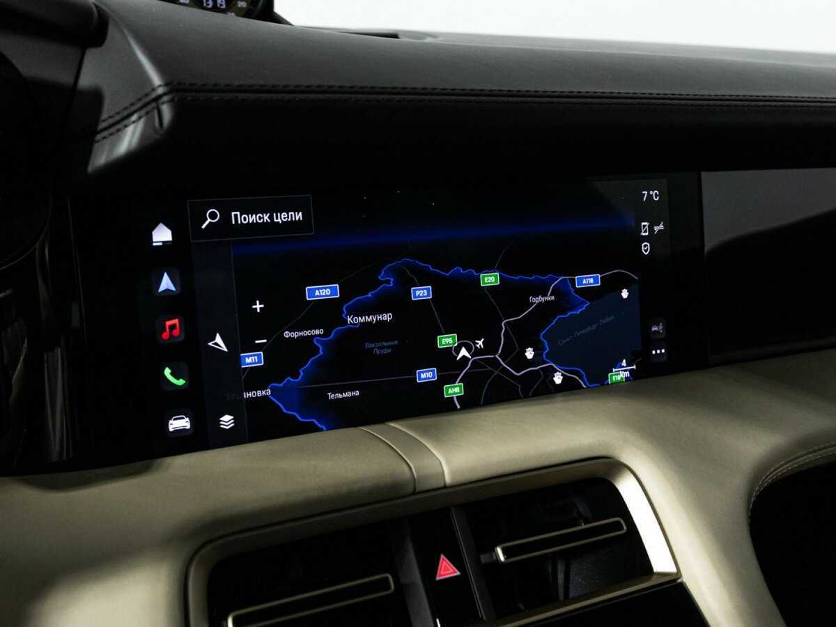 Porsche Taycan 2020 года с пробегом. Фото: #22