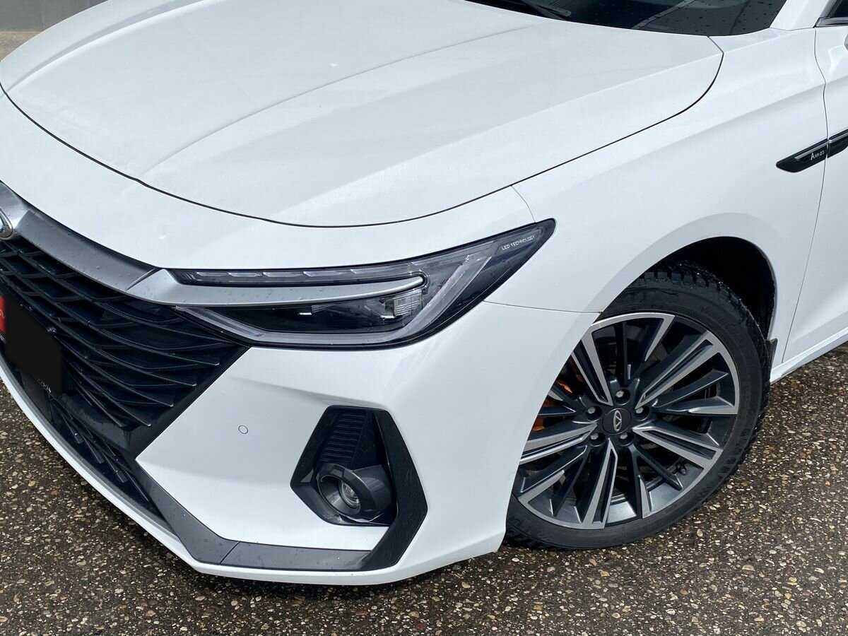 Chery Arrizo 8 2023 года с пробегом. Фото: #1