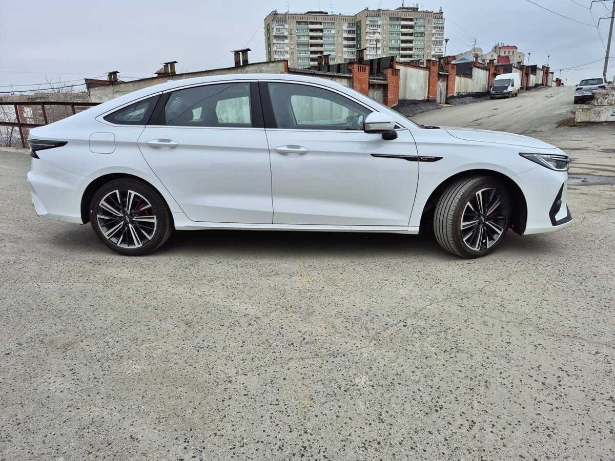 Chery Arrizo 8 2023 года с пробегом. Фото: #2