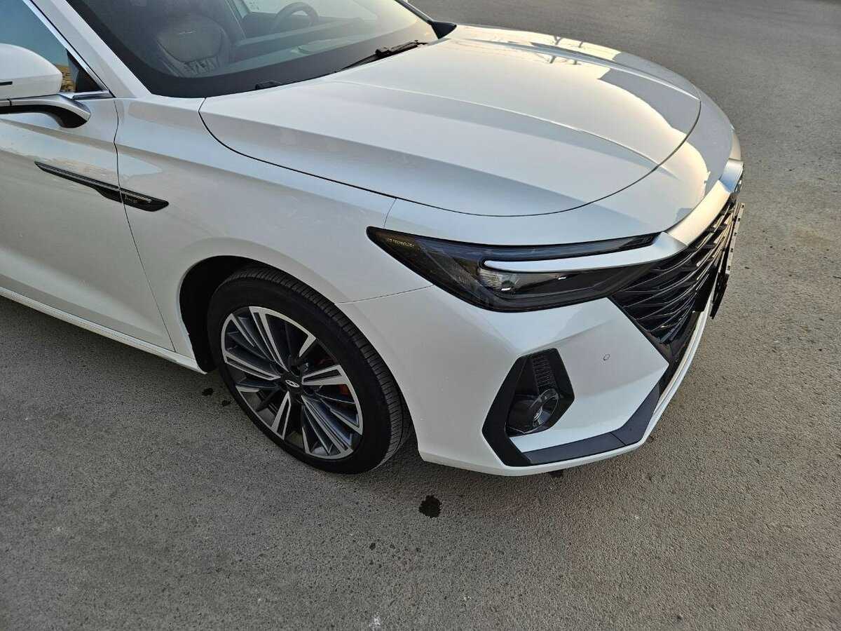 Chery Arrizo 8 2023 года с пробегом. Фото: #9