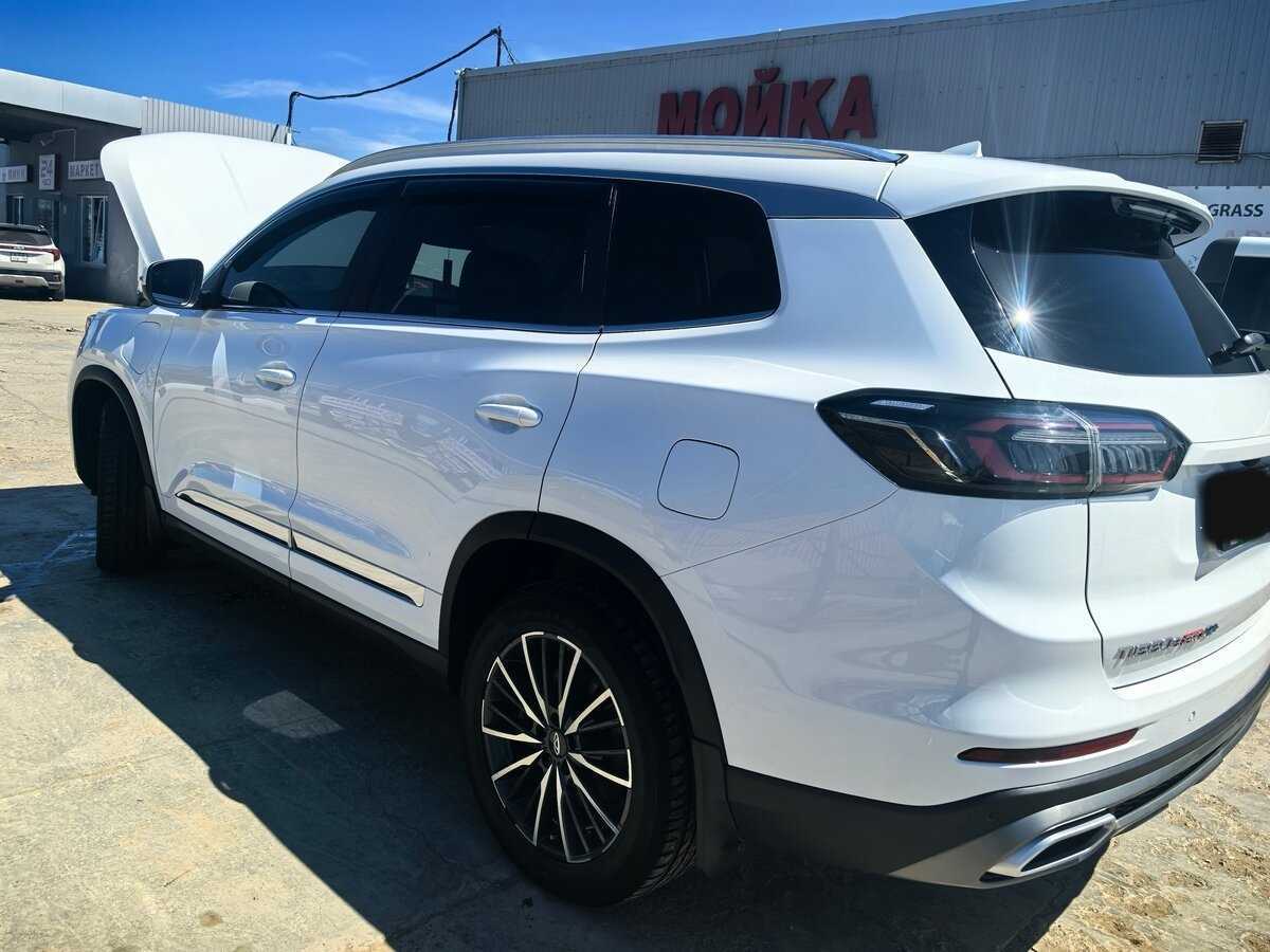 Chery Tiggo 8 Pro e+ 2023 года с пробегом. Фото: #2