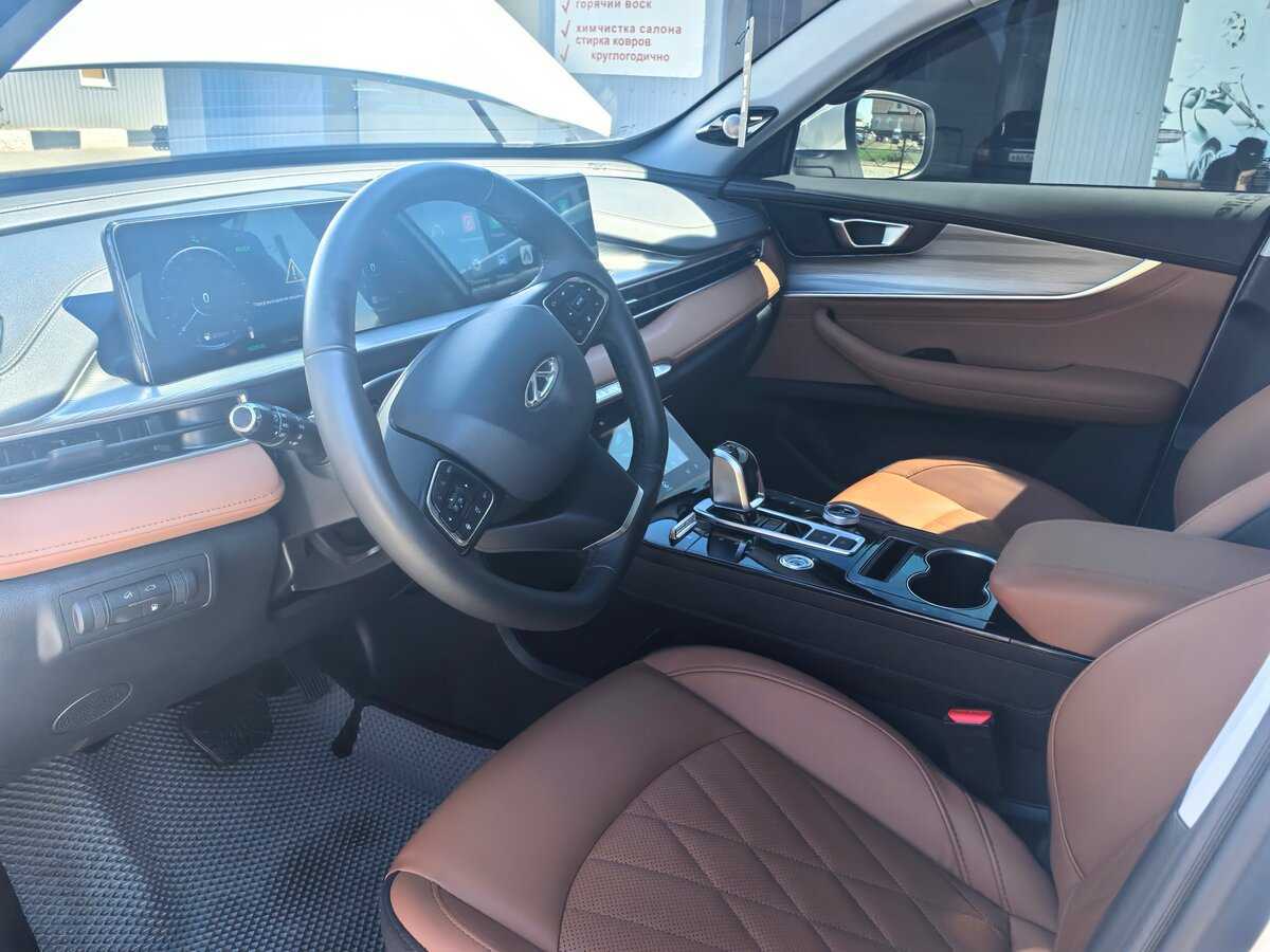 Chery Tiggo 8 Pro e+ 2023 года с пробегом. Фото: #3