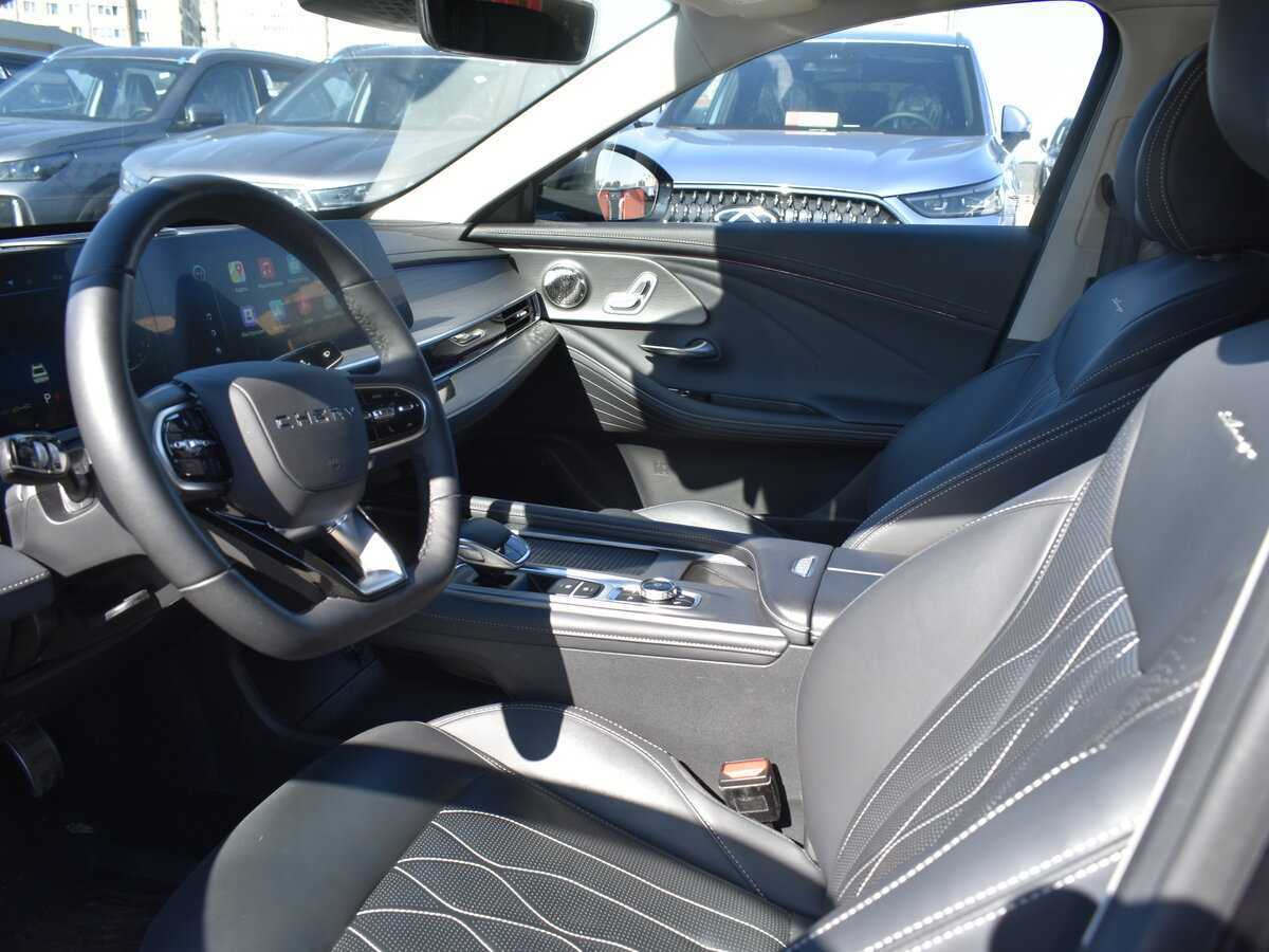 Chery Arrizo 8 2023 года с пробегом. Фото: #7