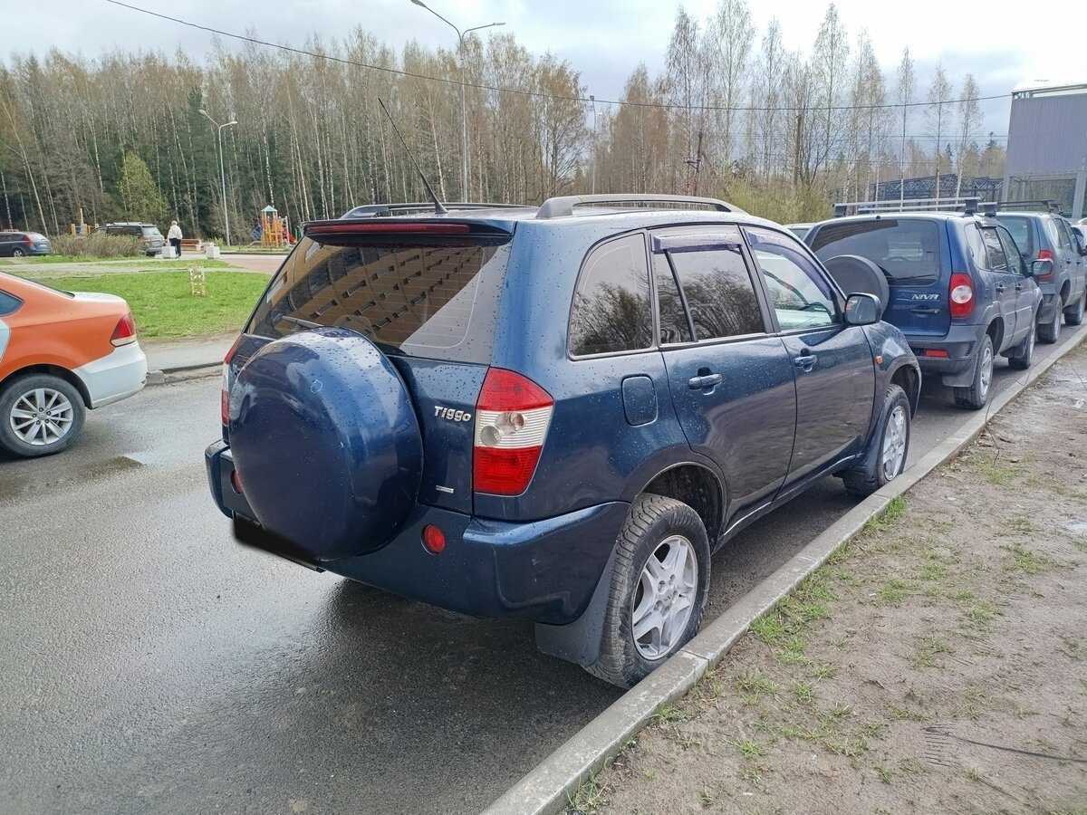 Chery Tiggo (T11) 2010 года с пробегом. Фото: #11
