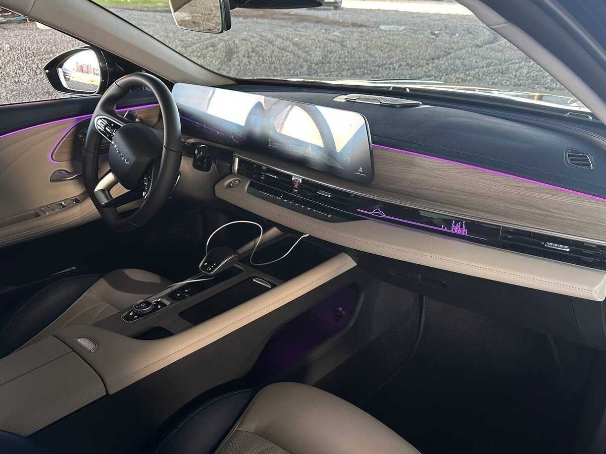 Chery Arrizo 8 2024 года с пробегом. Фото: #1