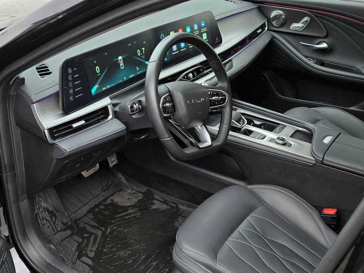 Chery Arrizo 8 2023 года с пробегом. Фото: #8