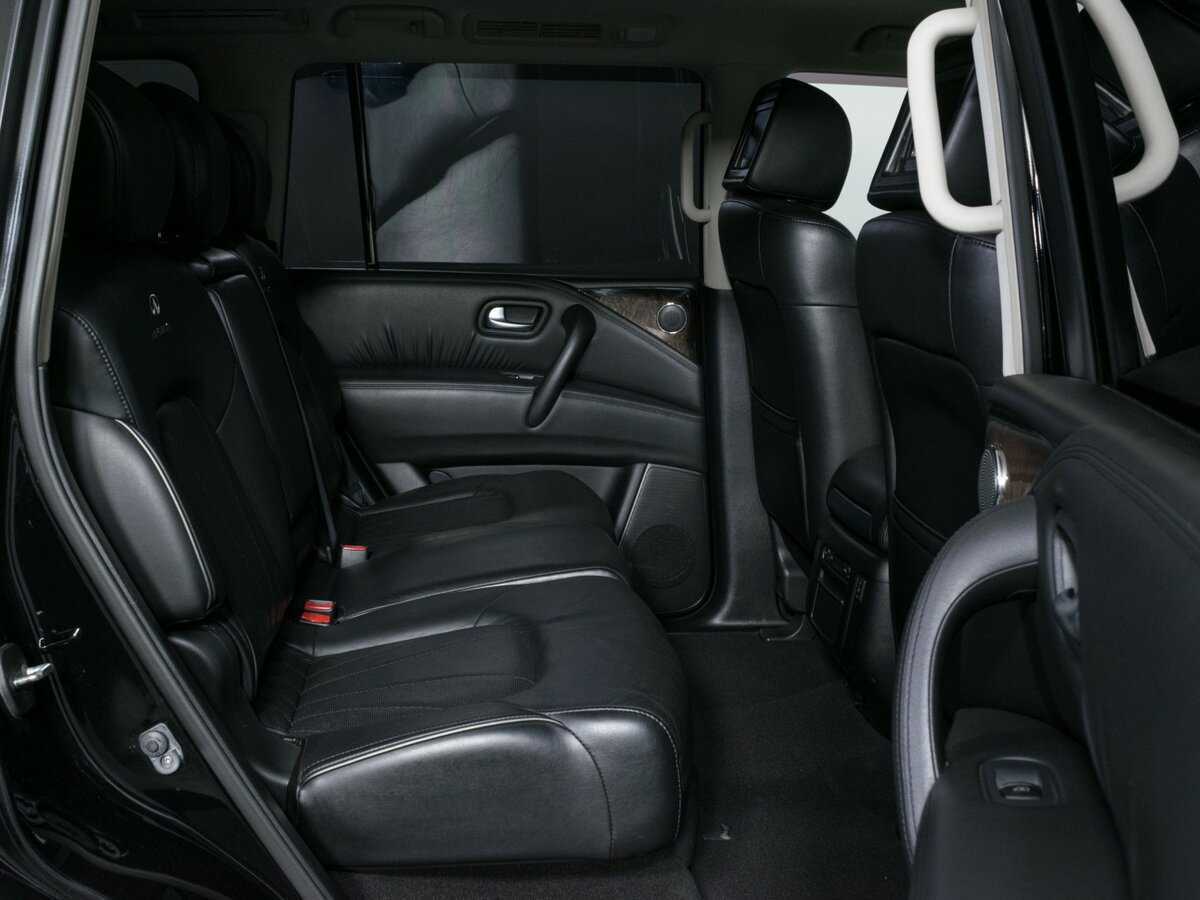 Infiniti QX80 2014 года с пробегом. Фото: #12