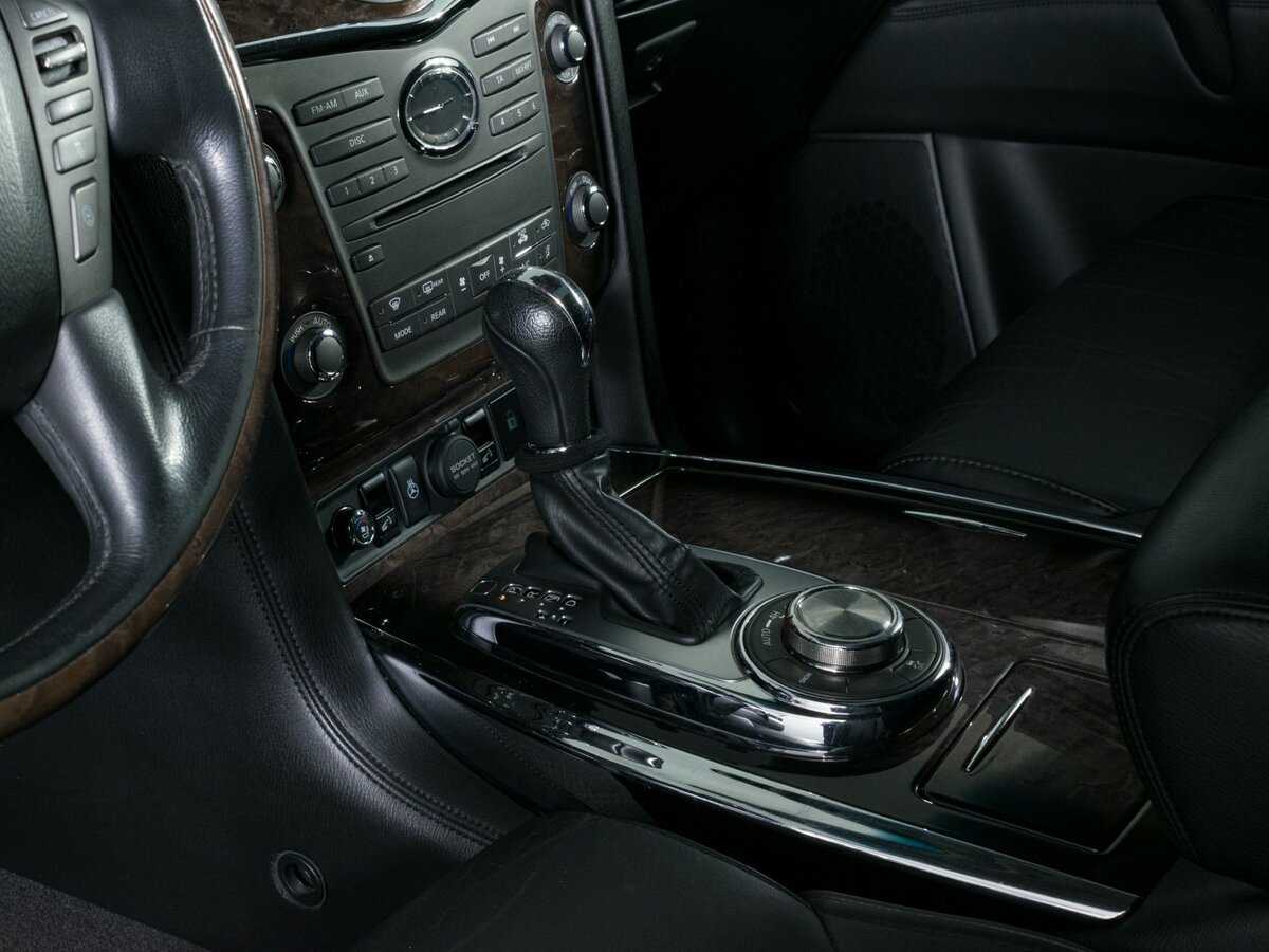 Infiniti QX80 2014 года с пробегом. Фото: #20