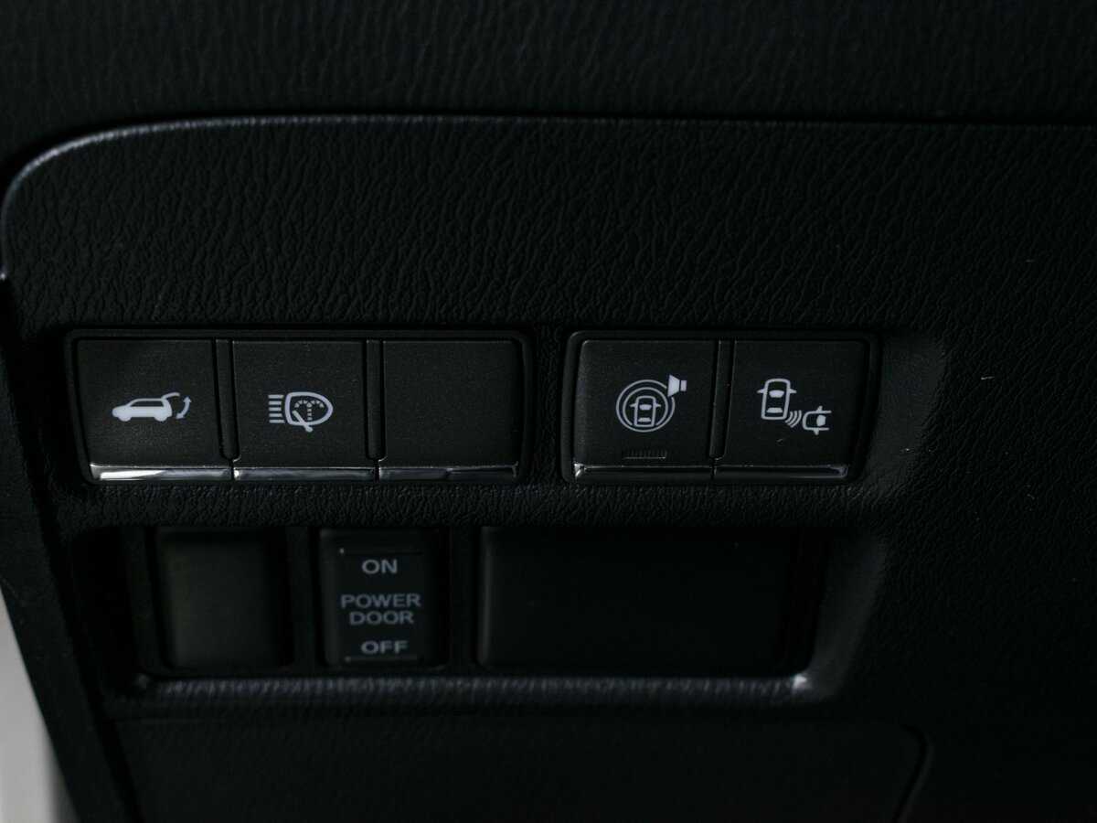 Infiniti QX80 2014 года с пробегом. Фото: #23