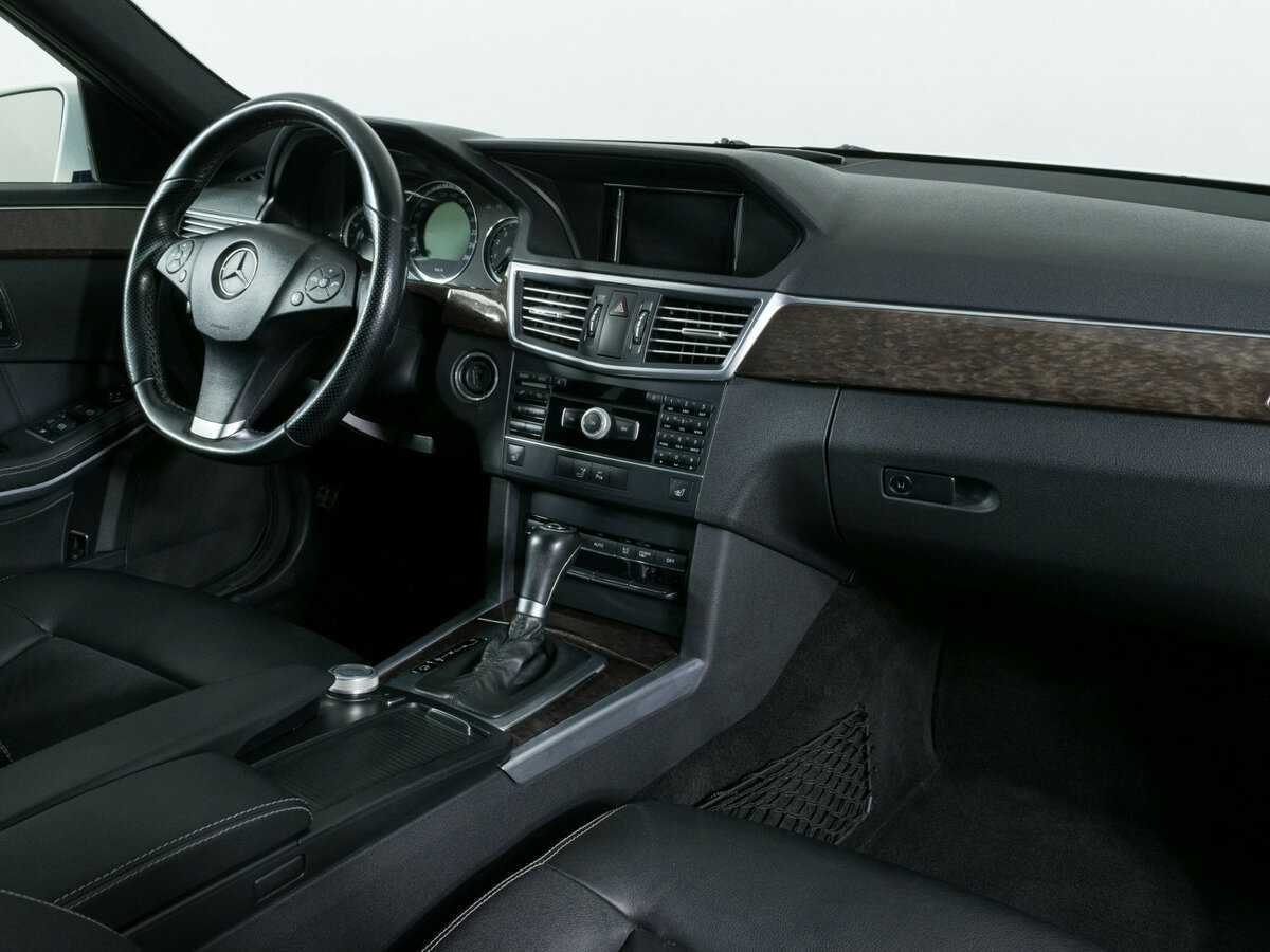 Mercedes-Benz E-Класс 2010 года с пробегом. Фото: #7