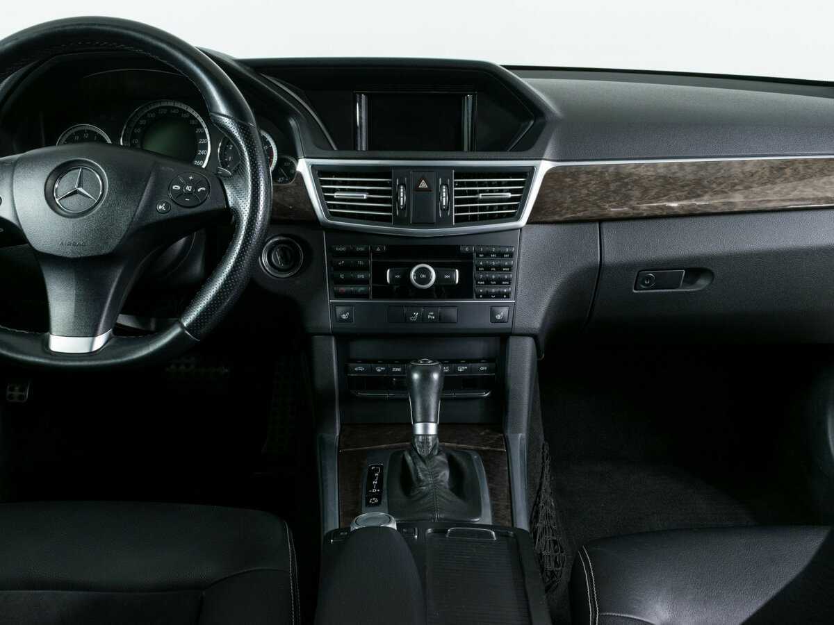 Mercedes-Benz E-Класс 2010 года с пробегом. Фото: #8