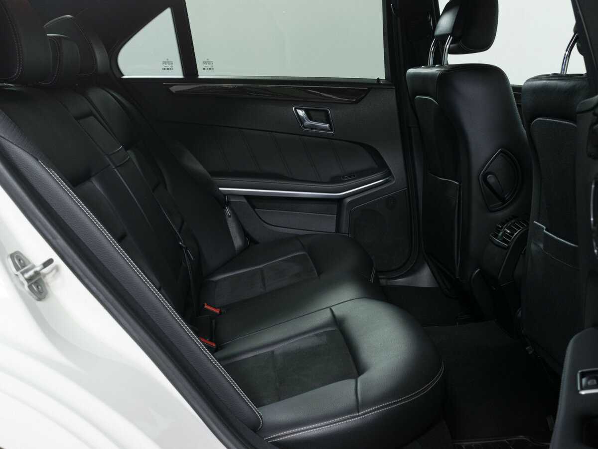 Mercedes-Benz E-Класс 2010 года с пробегом. Фото: #9