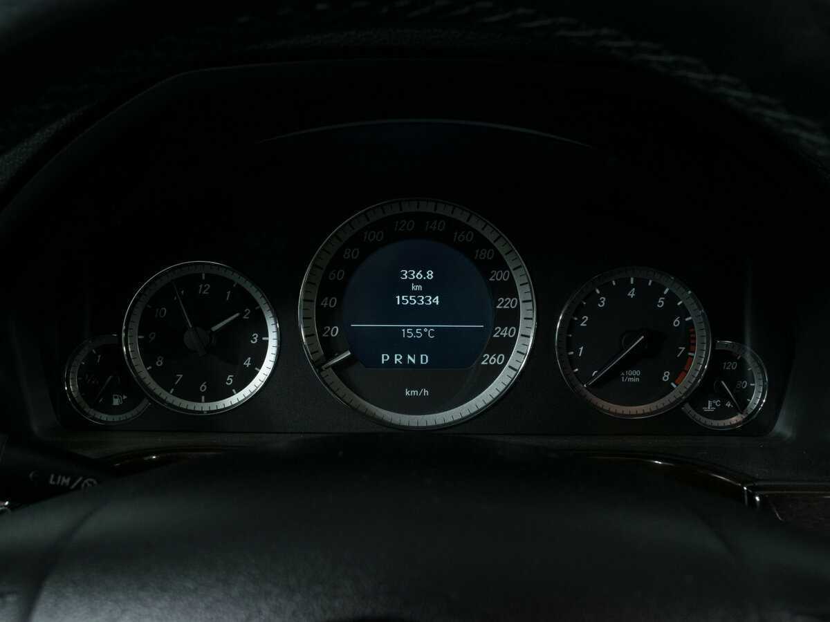 Mercedes-Benz E-Класс 2010 года с пробегом. Фото: #10