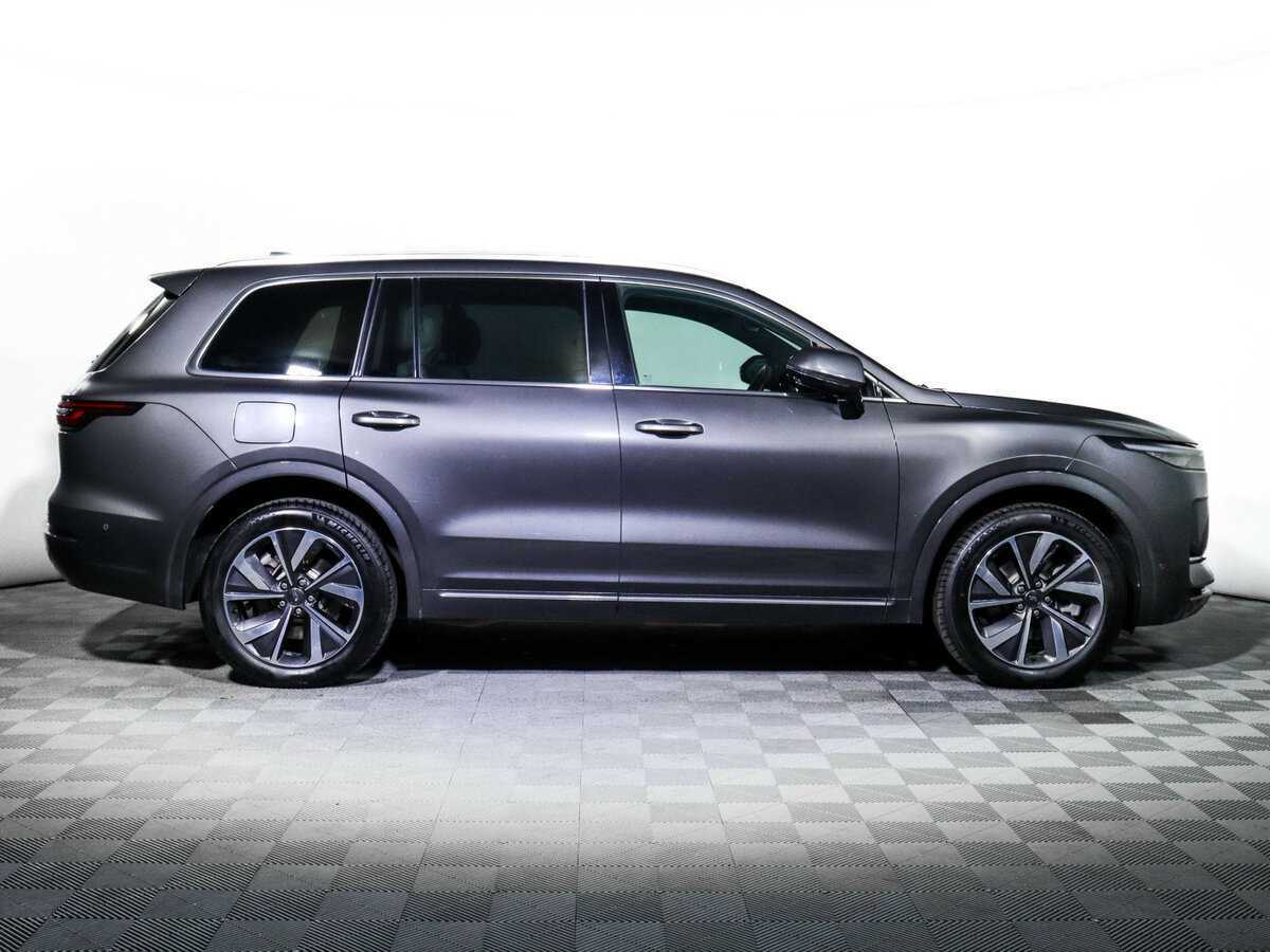 LiXiang One 2022 года с пробегом. Фото: #3