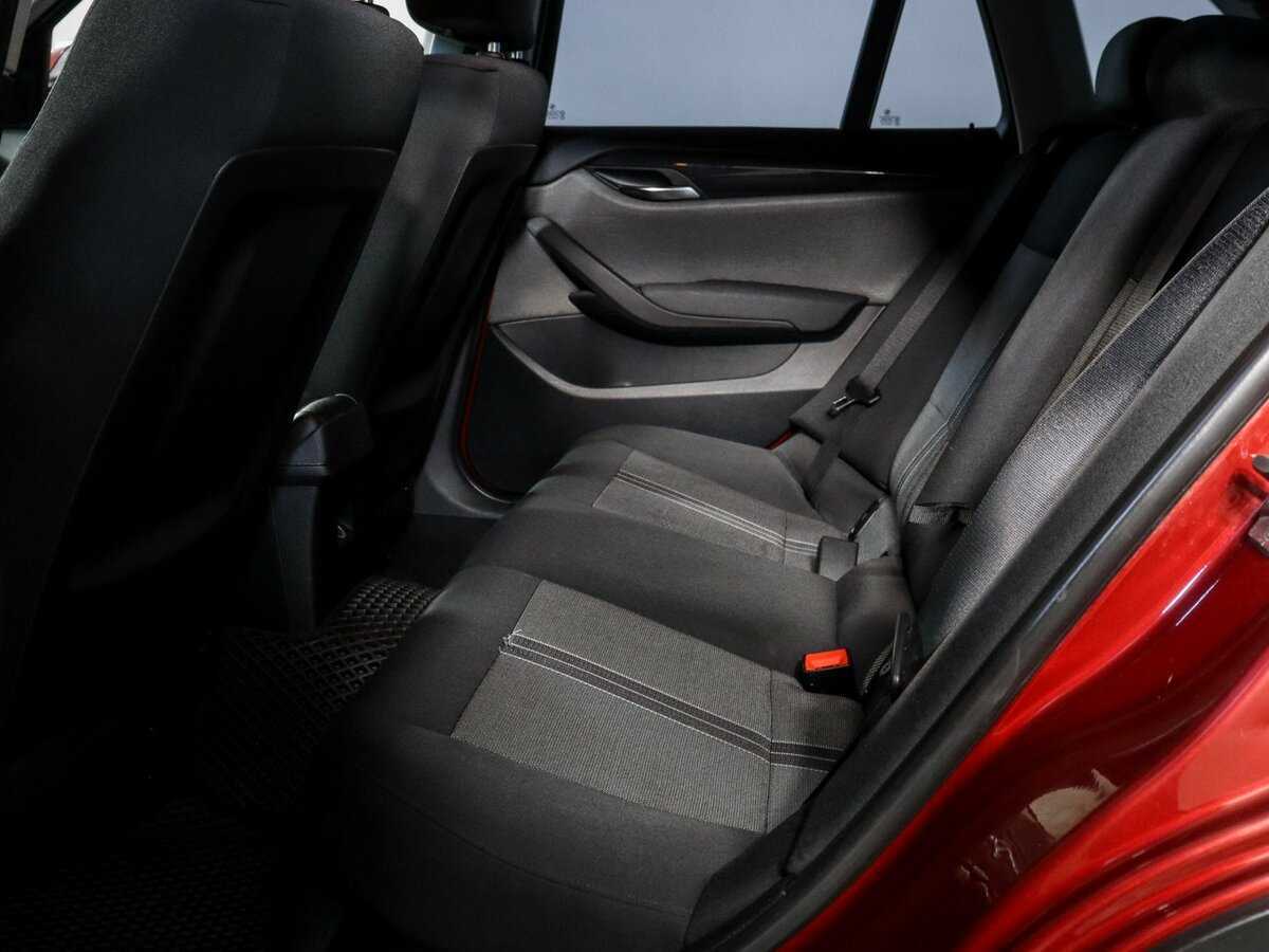 BMW X1 2011 года с пробегом. Фото: #6