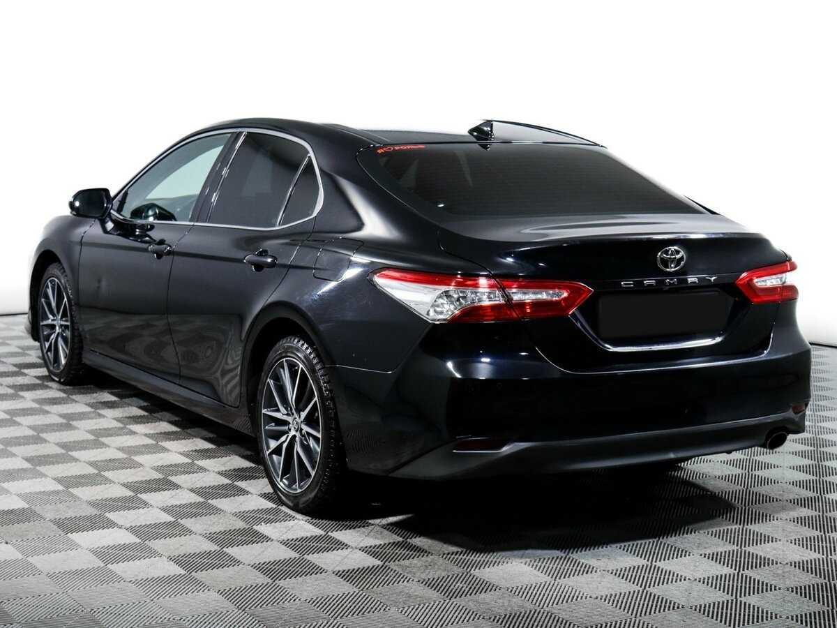 Toyota Camry 2021 года с пробегом. Фото: #6