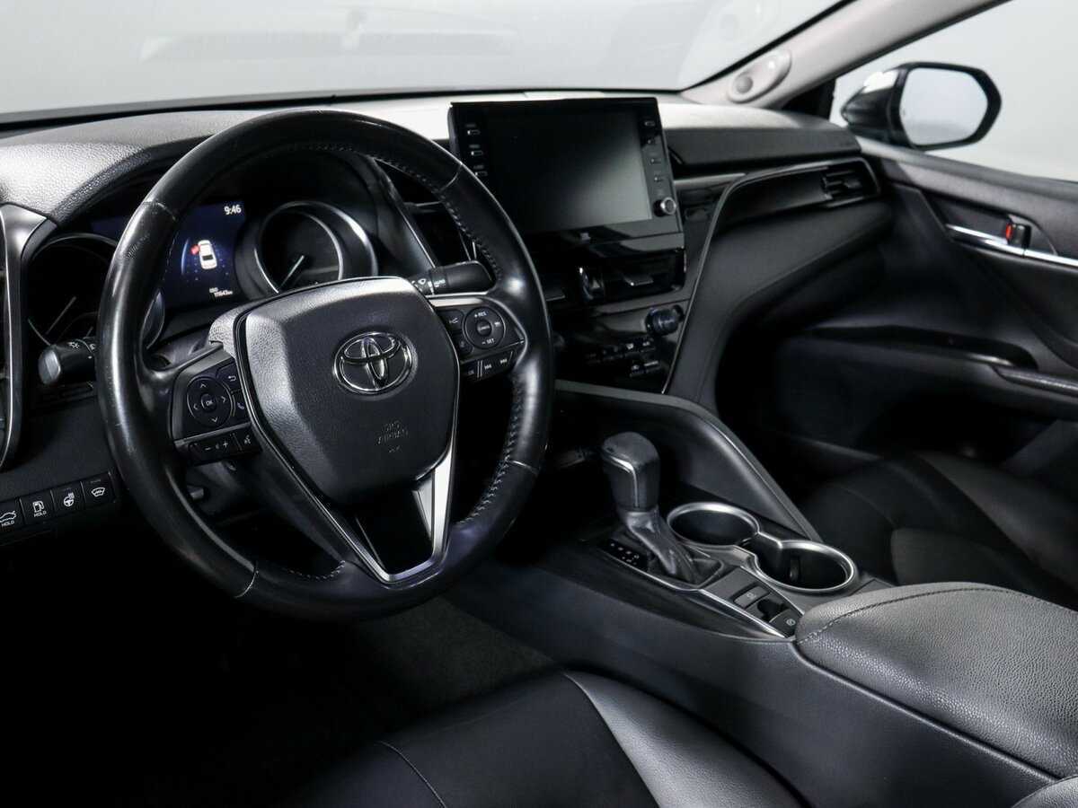 Toyota Camry 2021 года с пробегом. Фото: #13