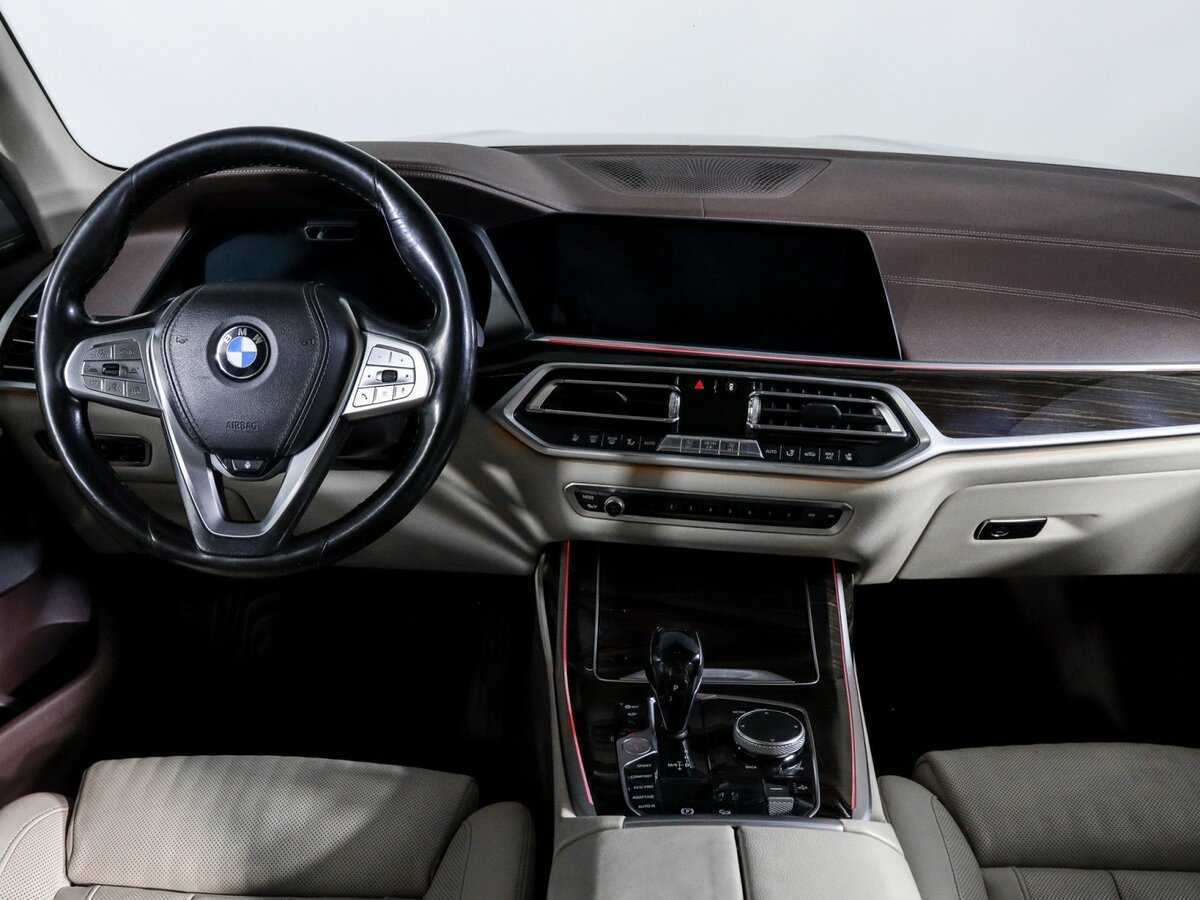 BMW X7 2019 года с пробегом. Фото: #8
