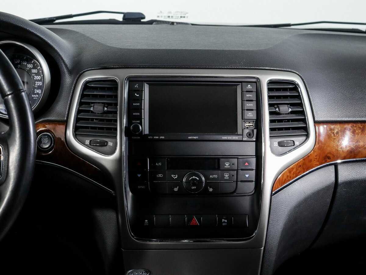 Jeep Grand Cherokee 2010 года с пробегом. Фото: #9