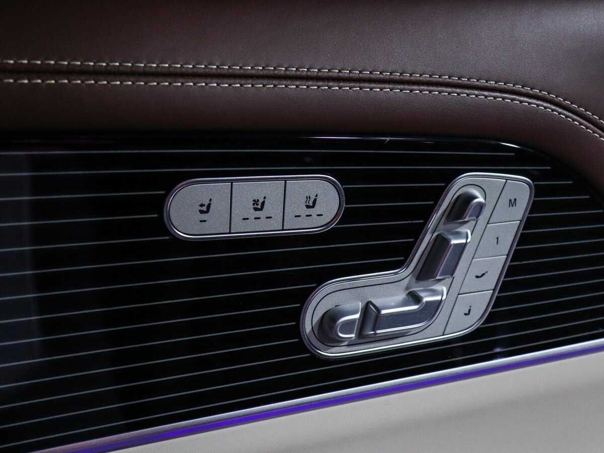 Mercedes-Benz Maybach GLS 2020 года с пробегом. Фото: #18