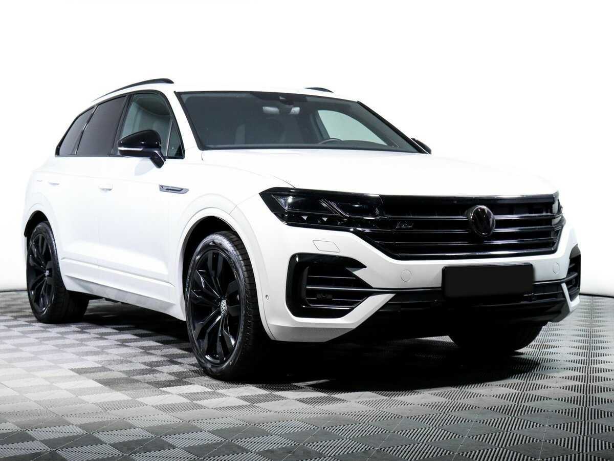 Volkswagen Touareg 2019 года с пробегом. Фото: #2