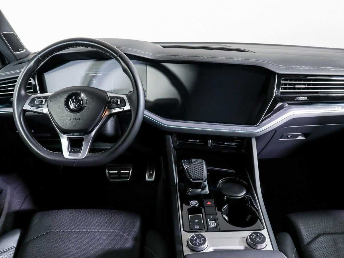 Volkswagen Touareg 2019 года с пробегом. Фото: #8