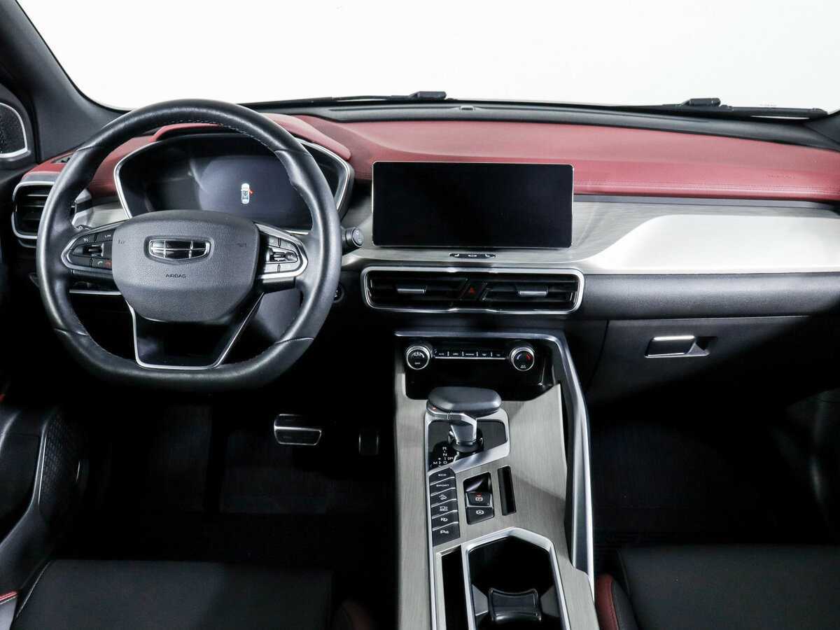 Geely Coolray 2023 года с пробегом. Фото: #11