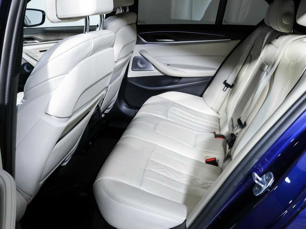 BMW 5 серии 2019 года с пробегом. Фото: #6