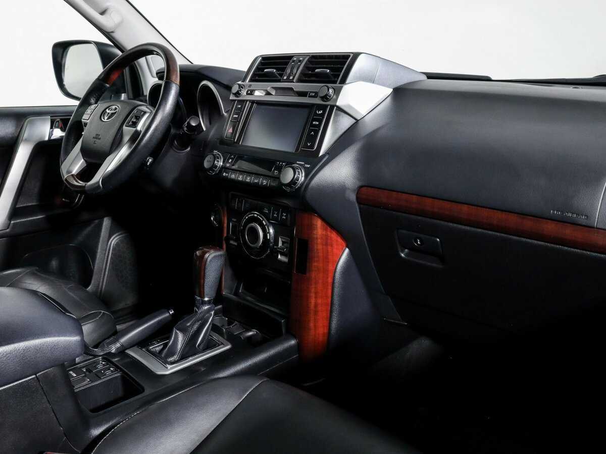 Toyota Land Cruiser Prado 2014 года с пробегом. Фото: #8