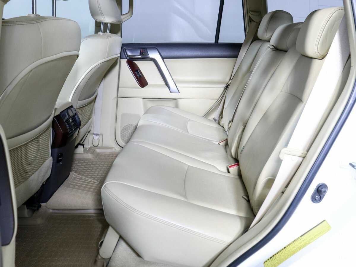 Toyota Land Cruiser Prado 2016 года с пробегом. Фото: #6