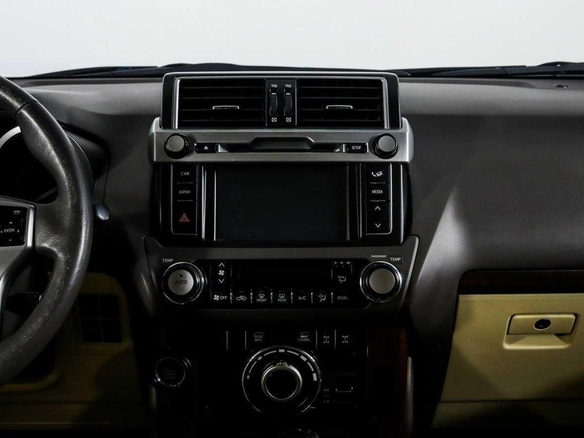 Toyota Land Cruiser Prado 2016 года с пробегом. Фото: #9