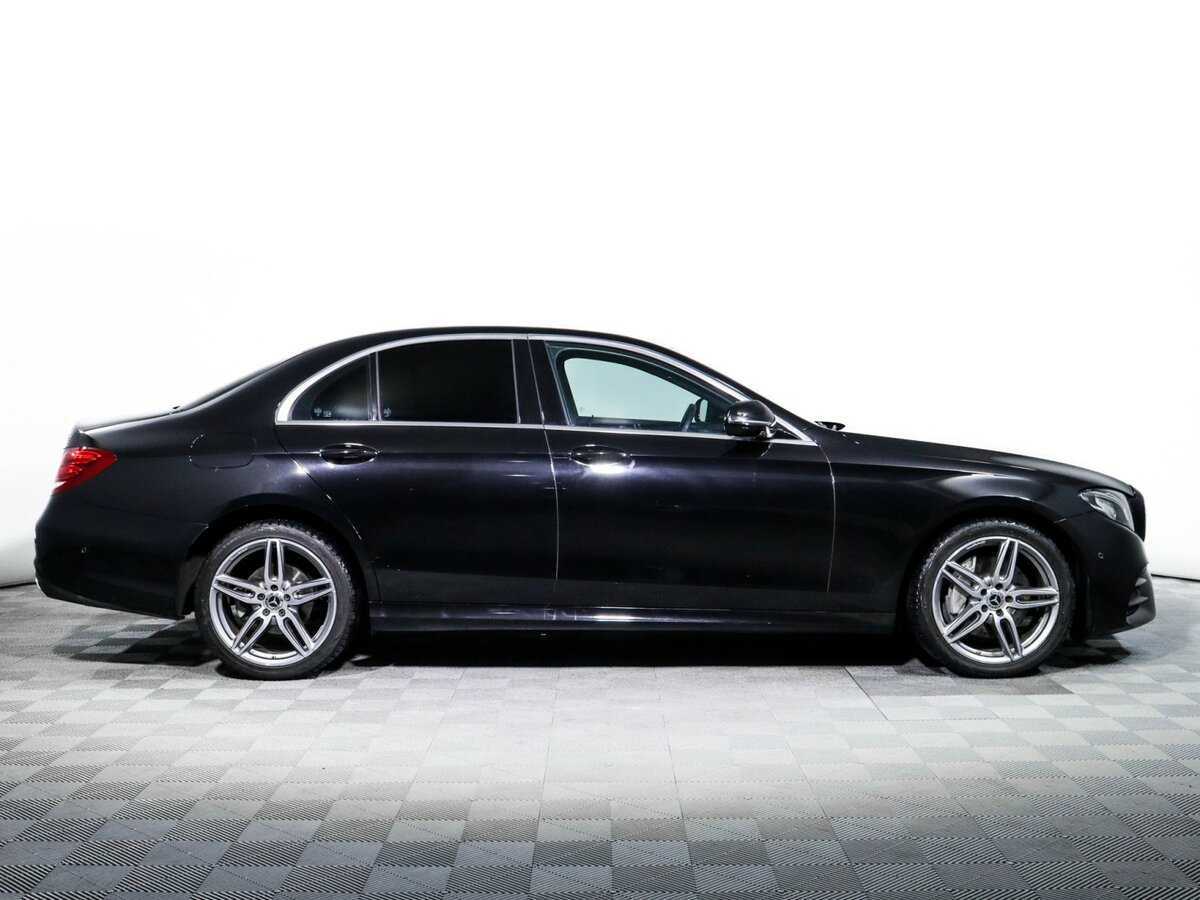 Mercedes-Benz E-Класс 2020 года с пробегом. Фото: #3