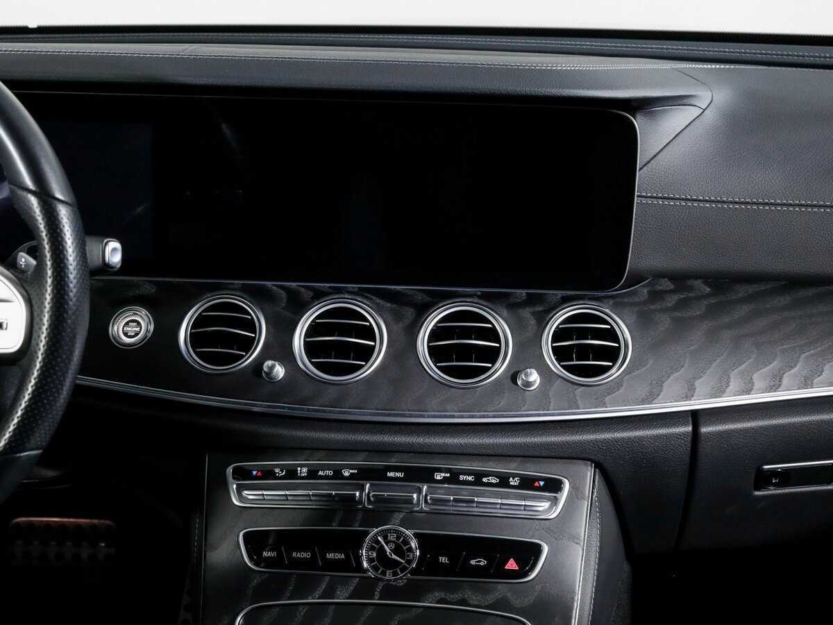 Mercedes-Benz E-Класс 2020 года с пробегом. Фото: #9