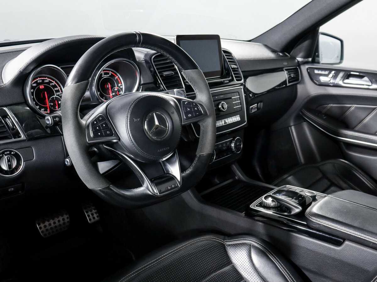 Mercedes-Benz GLS AMG 2016 года с пробегом. Фото: #13