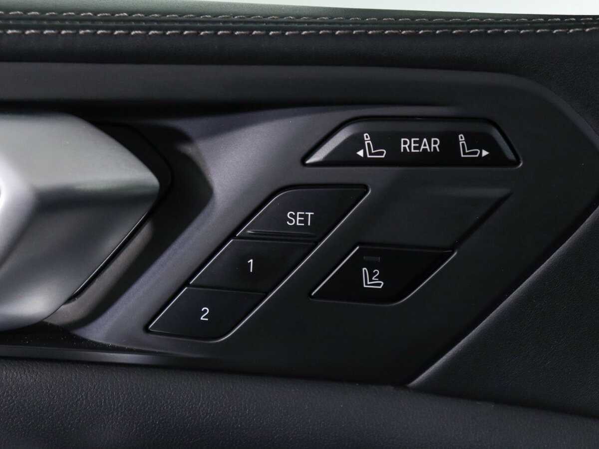 BMW X7 2021 года с пробегом. Фото: #24