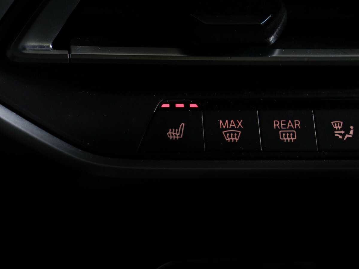 BMW X7 2021 года с пробегом. Фото: #37