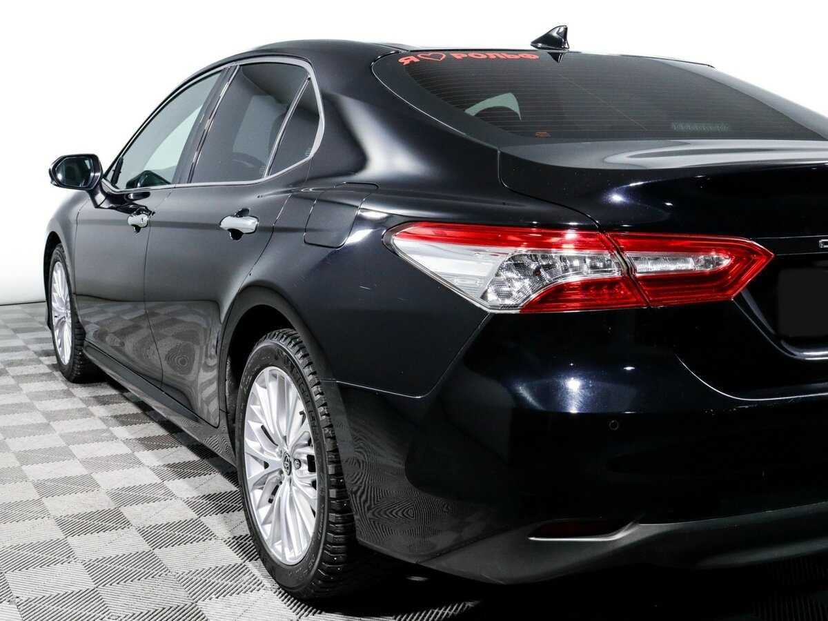 Toyota Camry 2018 года с пробегом. Фото: #11