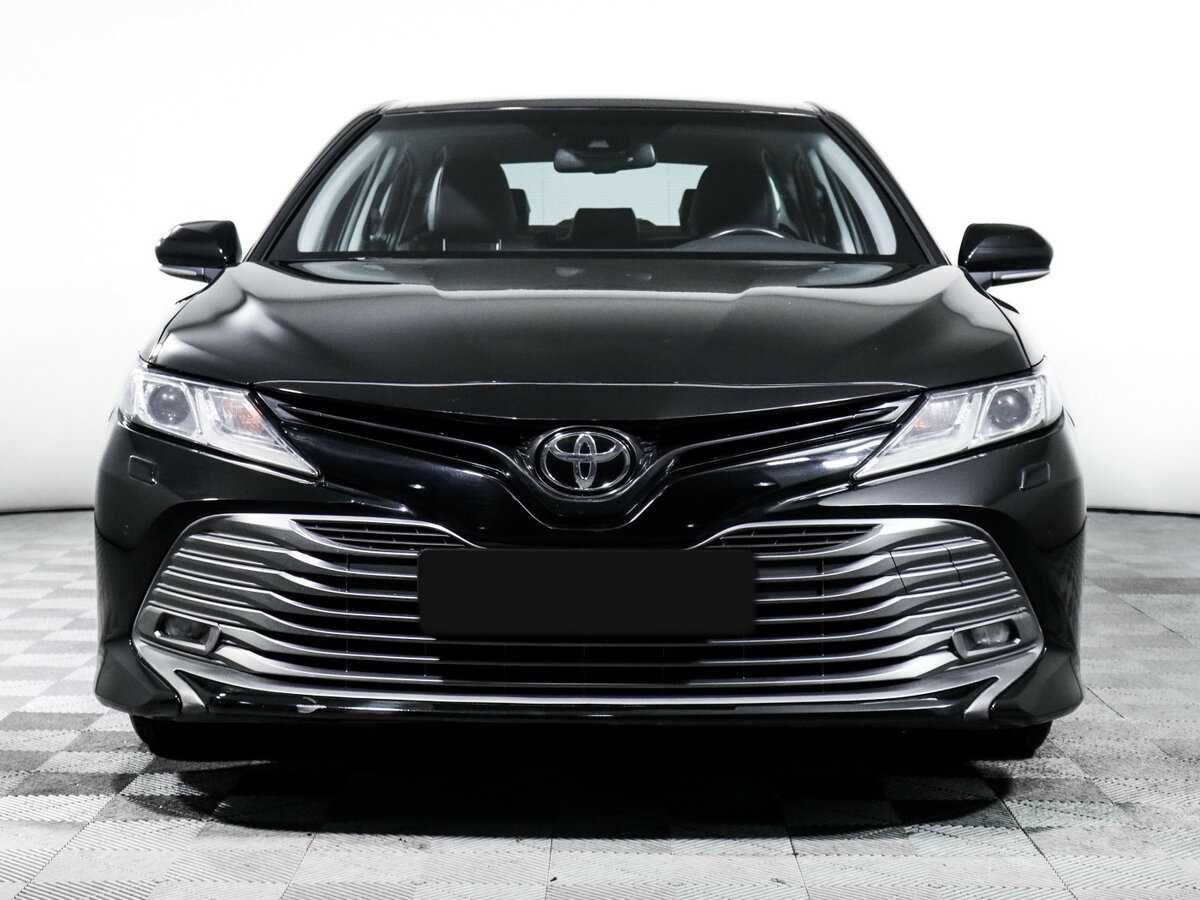 Toyota Camry 2019 года с пробегом. Фото: #1
