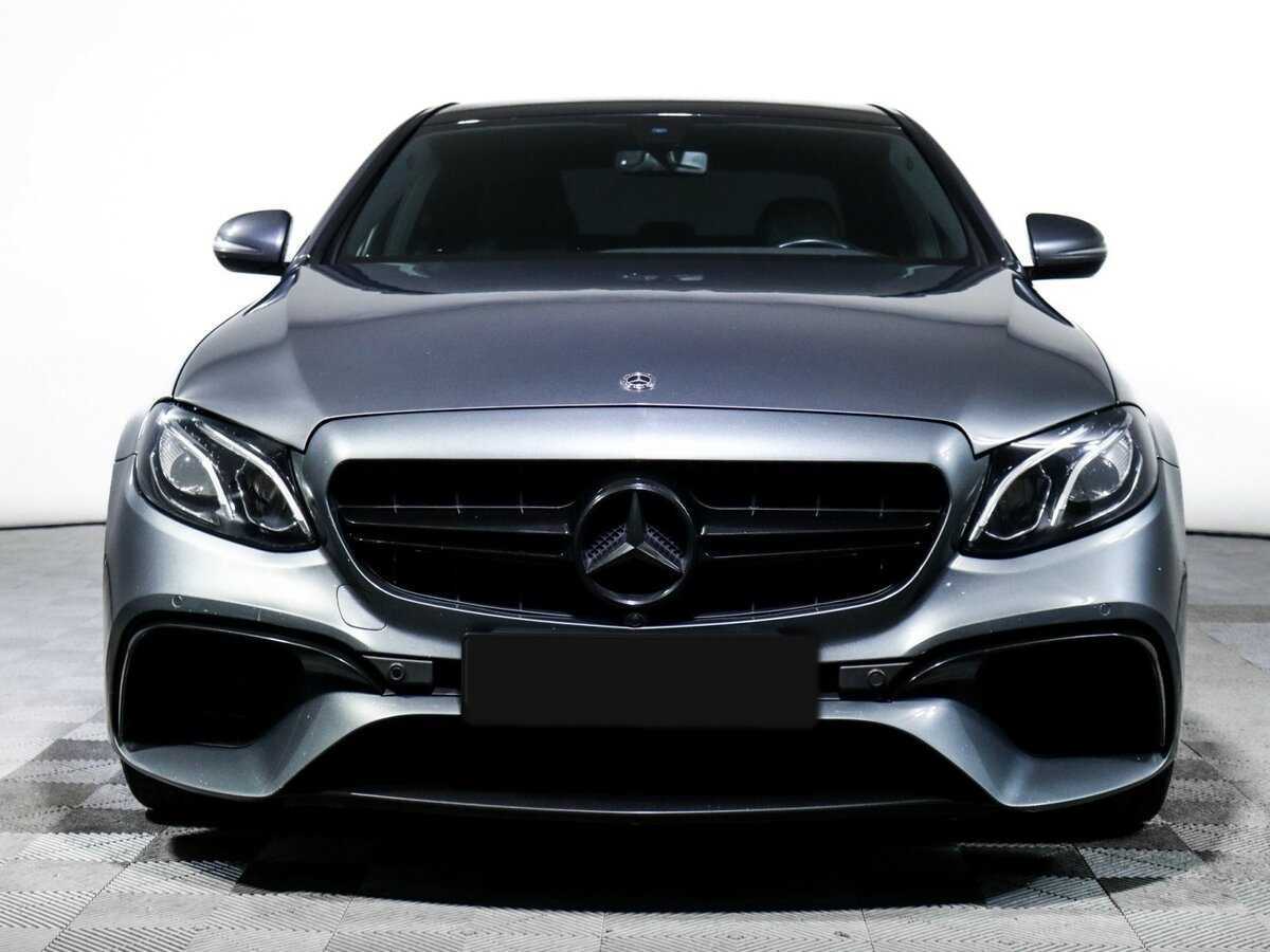Mercedes-Benz E-Класс 2019 года с пробегом. Фото: #1
