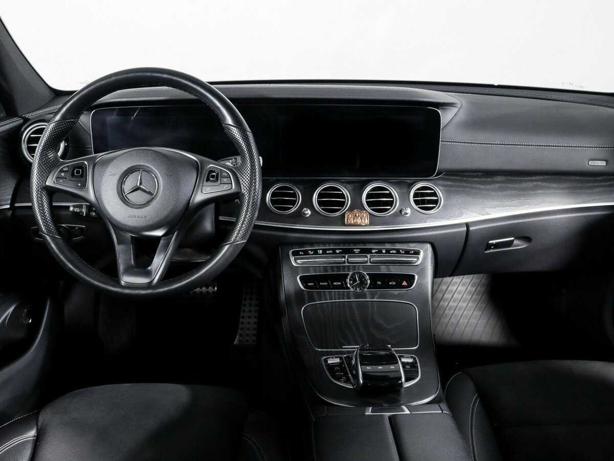 Mercedes-Benz E-Класс 2018 года с пробегом. Фото: #8