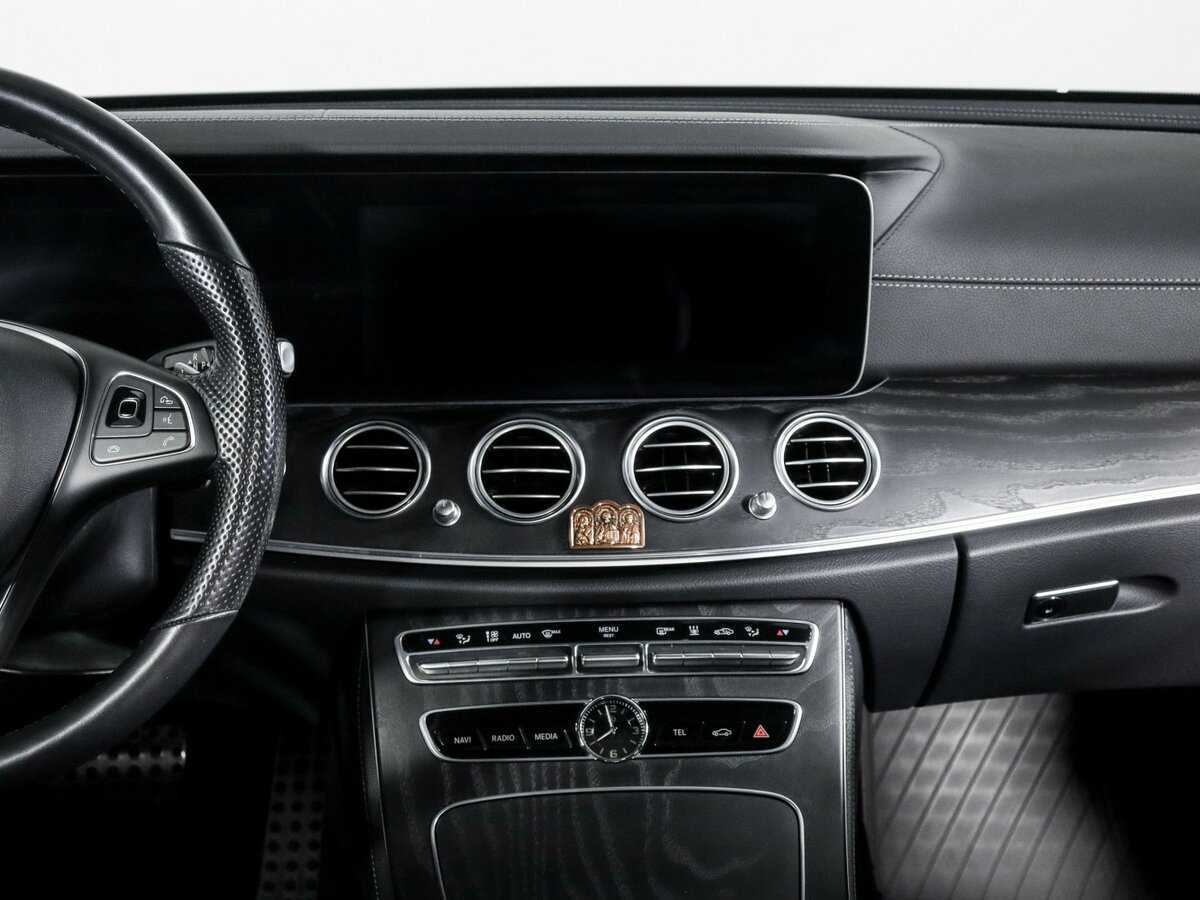 Mercedes-Benz E-Класс 2018 года с пробегом. Фото: #9