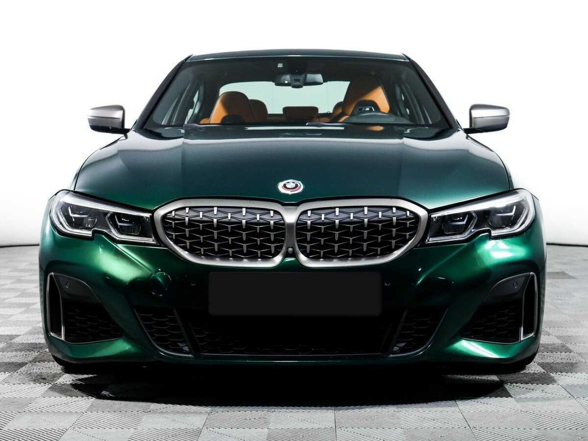 BMW 3 серии 2020 года с пробегом. Фото: #1