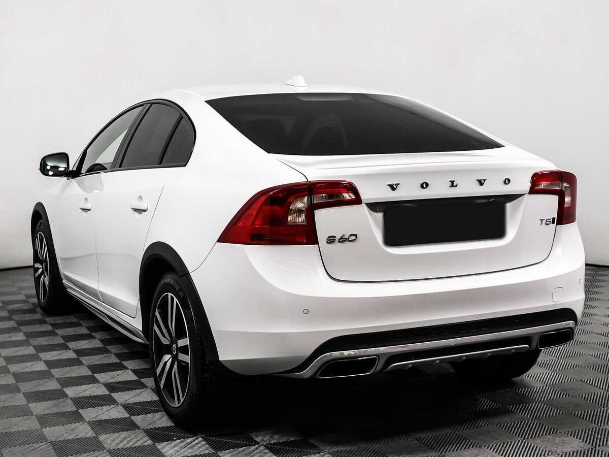 Volvo S60 Cross Country 2015 года с пробегом. Фото: #6